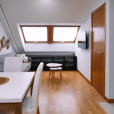Centrico Luminoso Y Acogedor By Apartamento Vigo
