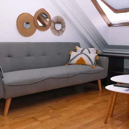 Centrico Luminoso Y Acogedor By Apartamento